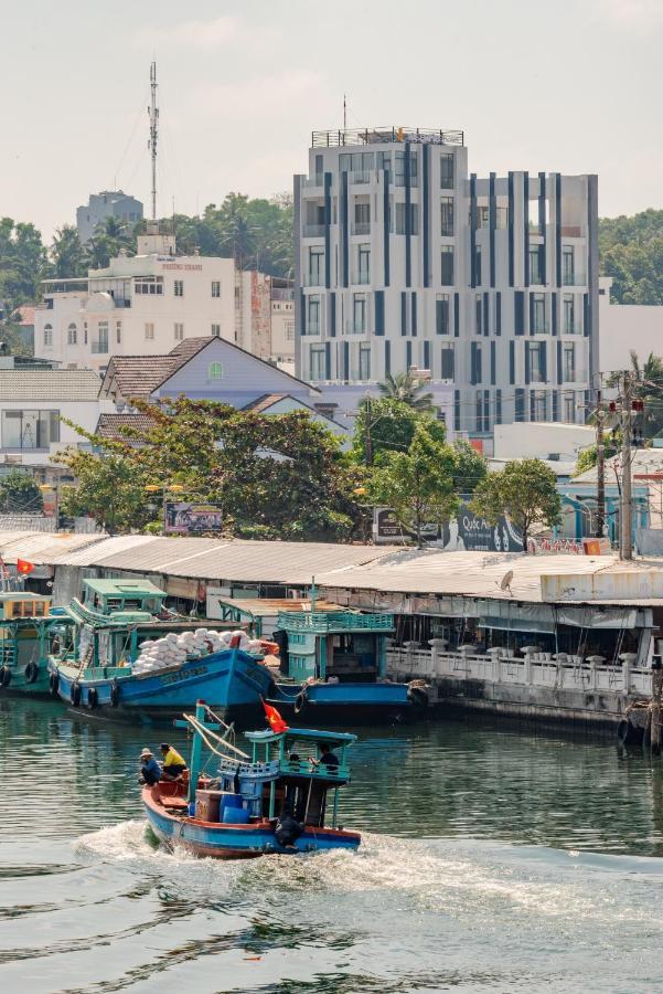 The Empire Hotel Phu Quoc Exterior photo