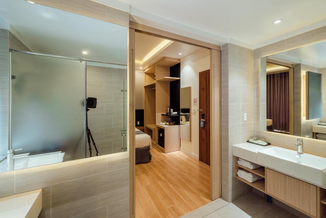 The Empire Hotel Phu Quoc Exterior photo
